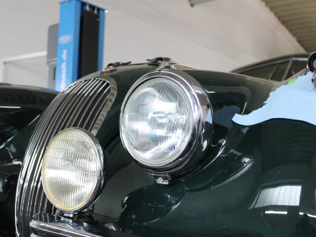 Jaguar XK 120 SE FHC
