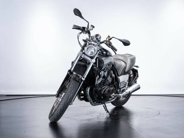 Yamaha V-Max 1200