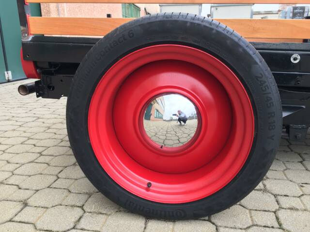 Dodge LC 1/2 Ton "Fargo"