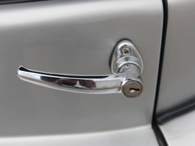 Jaguar XK 120 FHC