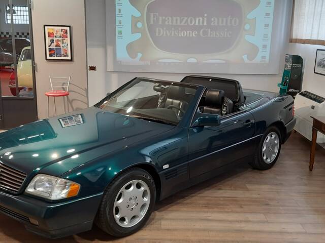 Mercedes-Benz SL 320