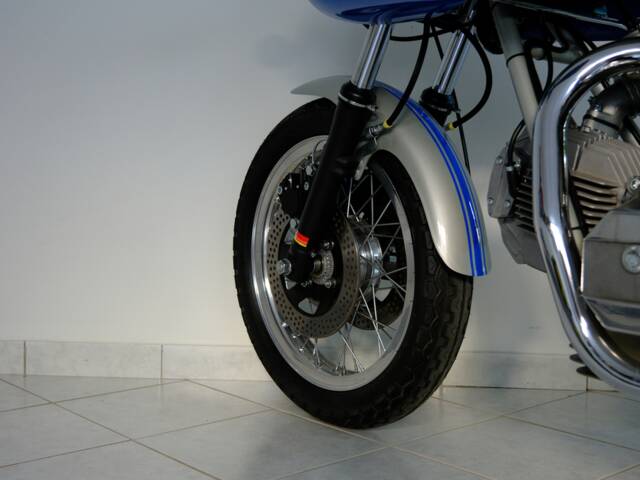 Ducati 900 SS