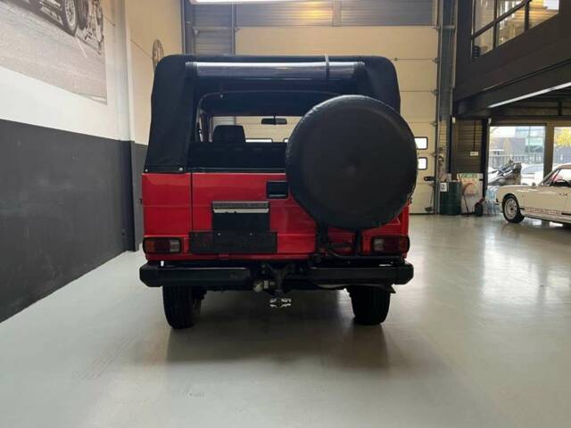Mercedes-Benz 230 GE (SWB)