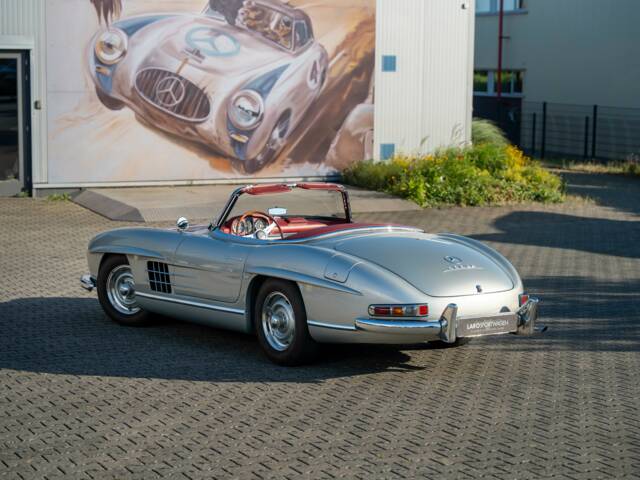 Mercedes-Benz 300 SL Roadster