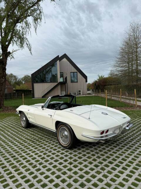 Chevrolet Corvette Sting Ray Convertible