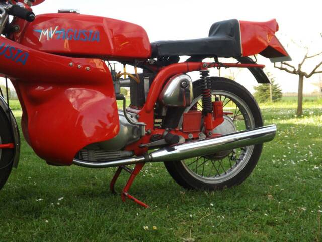 MV Agusta 350 Bicilindrica
