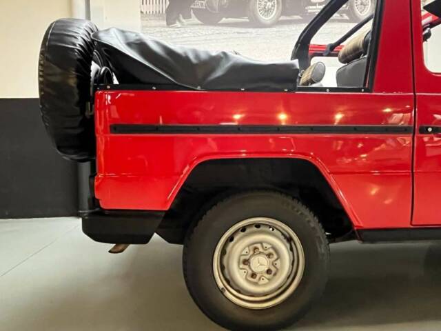Mercedes-Benz 230 GE (SWB)