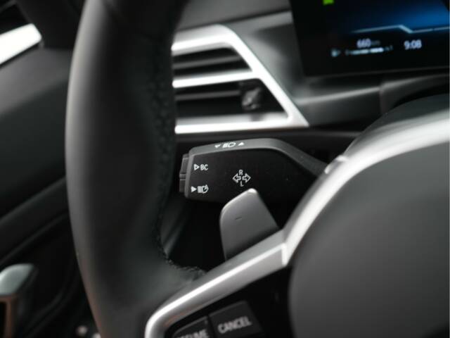 BMW 330i xDrive Touring