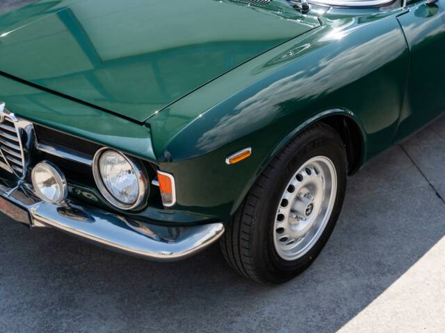 Alfa Romeo Giulia GT 1300 Junior