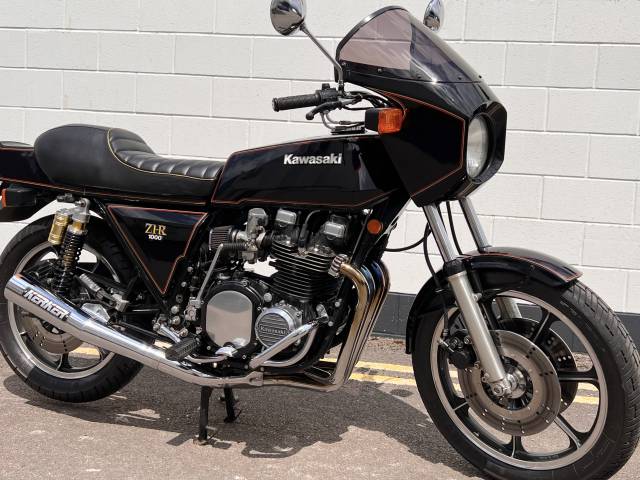 Image 1/20 of Kawasaki DUMMY (1980)
