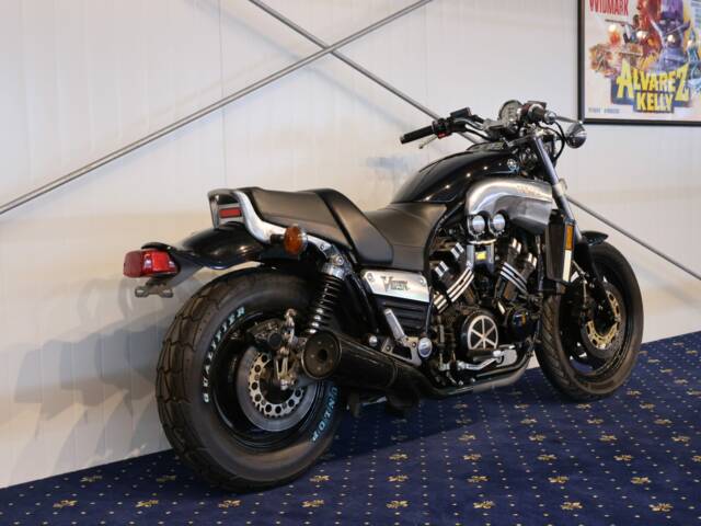 Yamaha V-Max 1200