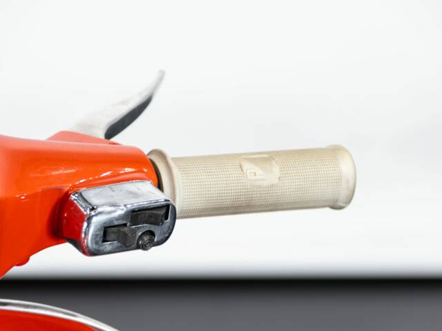 Piaggio Vespa 90 SS