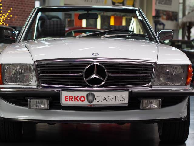 Mercedes-Benz 300 SL