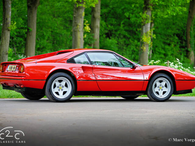 Ferrari 328 GTB