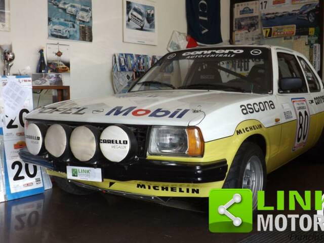 Imagen 1/10 de Opel Ascona 2,0 S (1981)