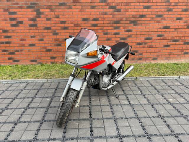 Cagiva Alazzurra 650