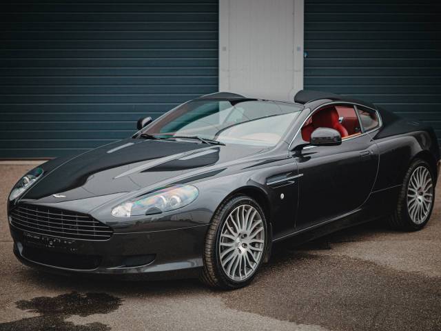 Image 1/8 of Aston Martin DB 9 (2010)