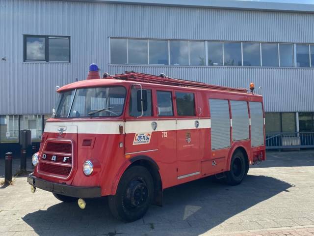 Image 1/12 of DAF F1300 (1970)
