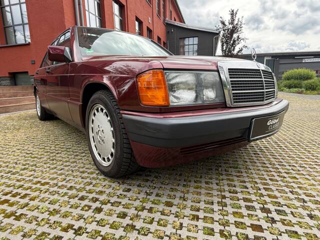 Mercedes-Benz 190 E 1.8 Avantgarde "Rosso"