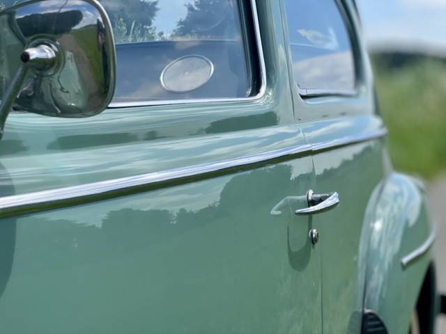 Volvo PV 544