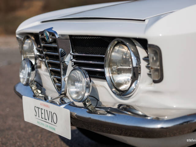 Alfa Romeo Giulia 1600 Sprint GT Veloce