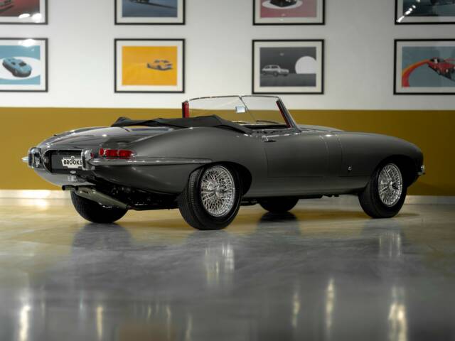 Jaguar E-Type 3.8 Flat Floor