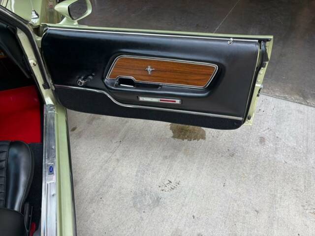 Ford Mustang Mach 1