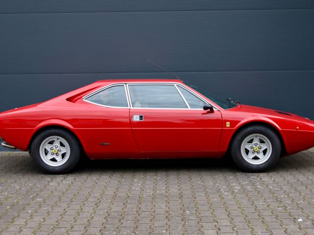 Ferrari Dino 308 GT4