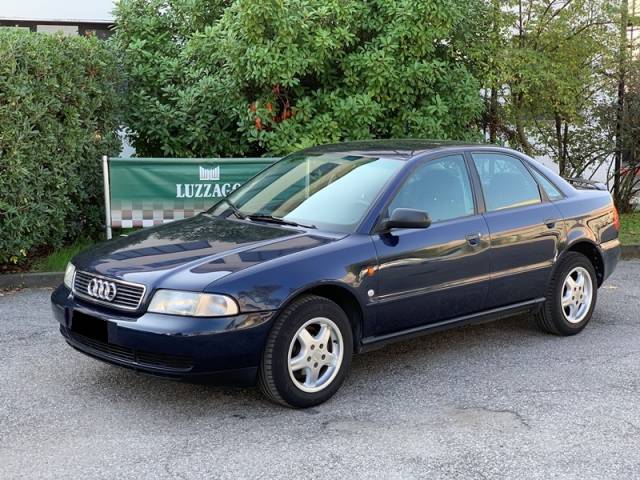 Immagine 1/29 di Audi A4 1.8 (1996)