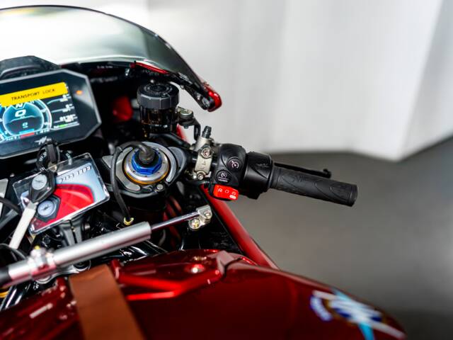 MV Agusta Superveloce 1000 Serie Oro