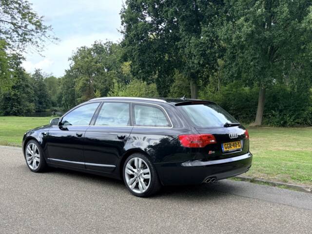 Audi S6 Avant 5.2 V10 quattro