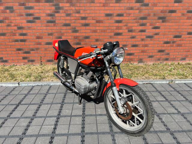 Afbeelding 1/17 van MV Agusta DUMMY (1977)