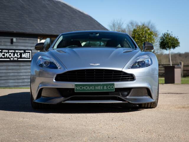 Aston Martin Vanquish