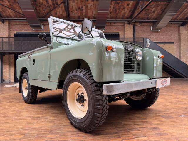 Land Rover 88