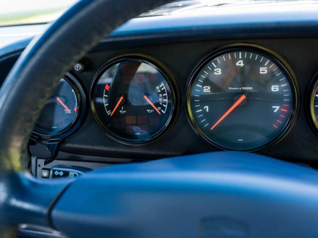 Porsche 911 Carrera 4