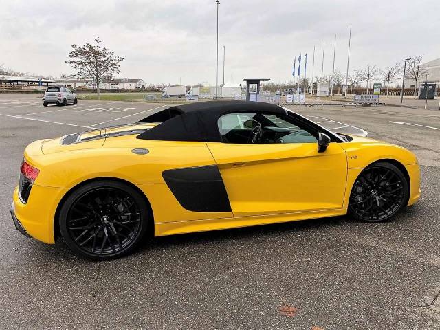 Audi R8 V10 Spyder