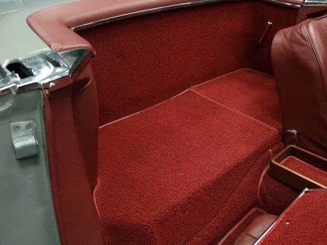 Mercedes-Benz 250 SL