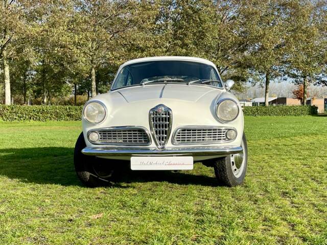 Alfa Romeo Giulia 1600 Sprint