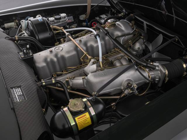 Mercedes-Benz 280 SL