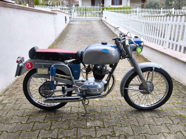 Mondial 125 Champion