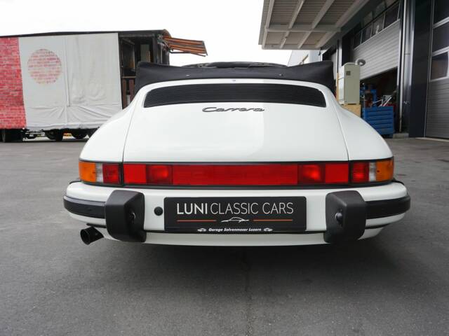 Porsche 911 Carrera 3.2