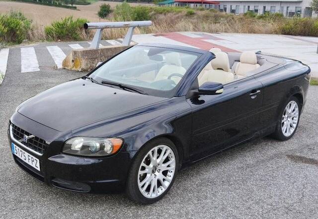 Bild 1/7 von Volvo C70 T5 (2007)