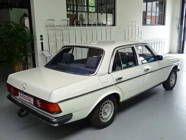 Mercedes-Benz 200
