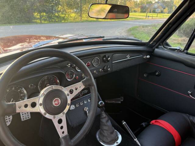 MG MGB GT