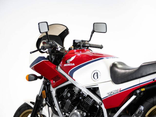Honda VF 750