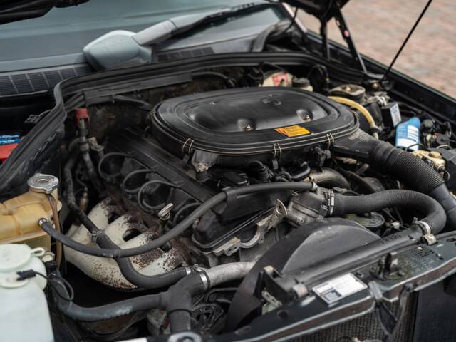 Mercedes-Benz 190 E