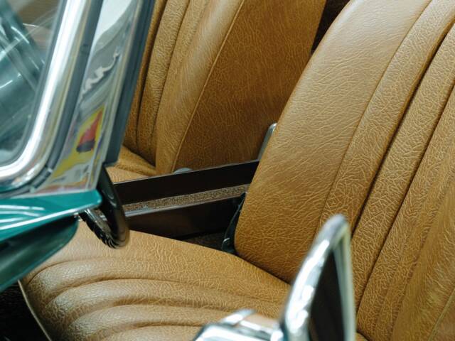 Mercedes-Benz 280 SL