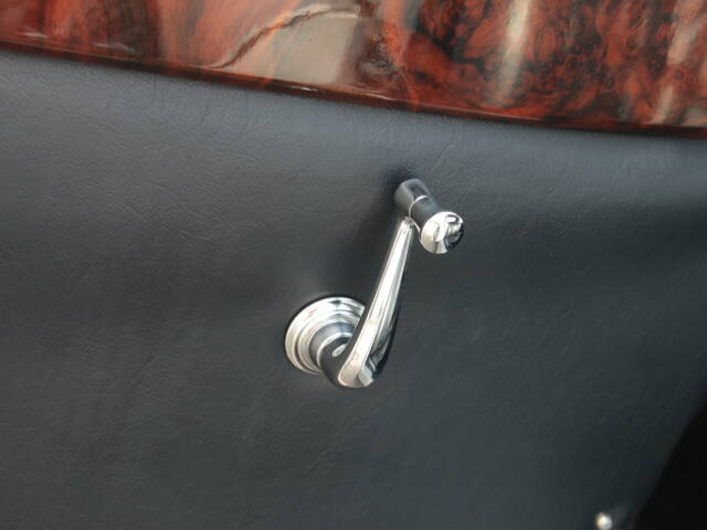 Jaguar XK 120 FHC