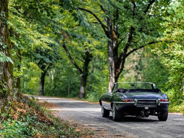 Jaguar E-Type 3.8