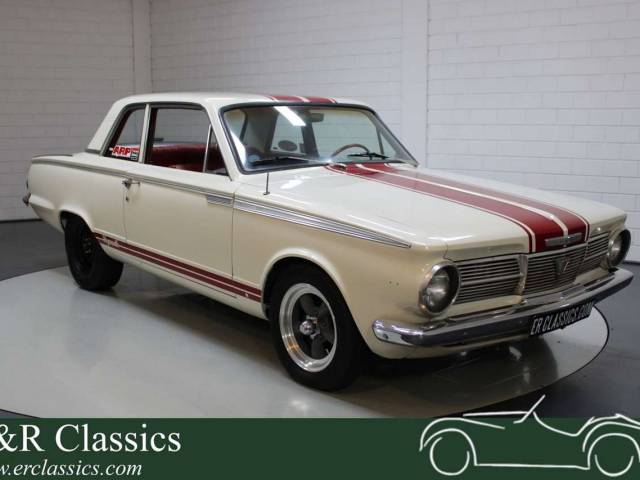 Image 1/30 of Plymouth Valiant (1965)